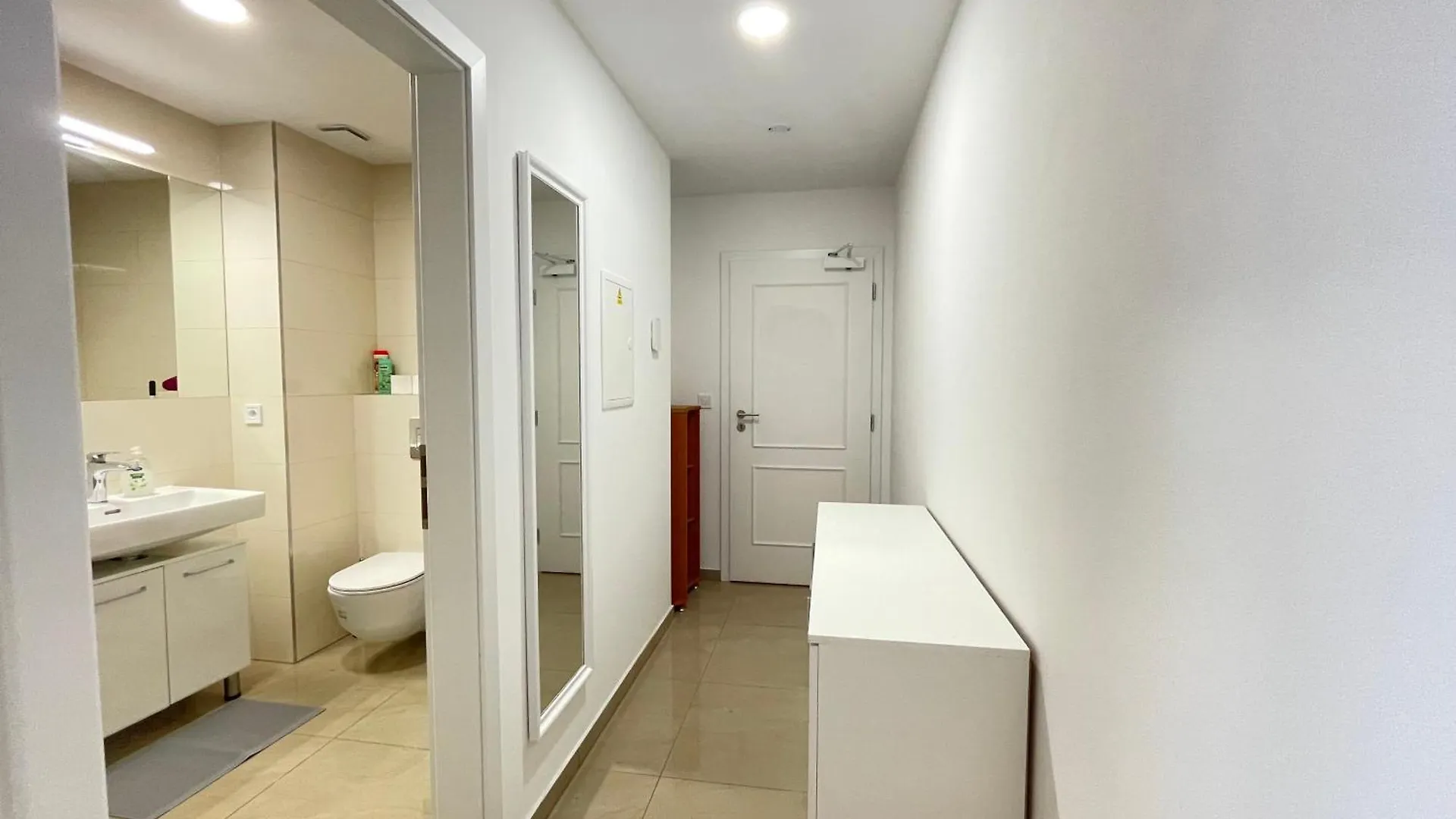 Wash Apartment On Metro Prague 1 Czech Republic